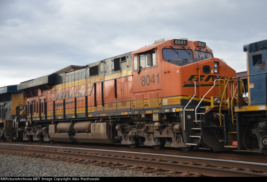 BNSF 8041